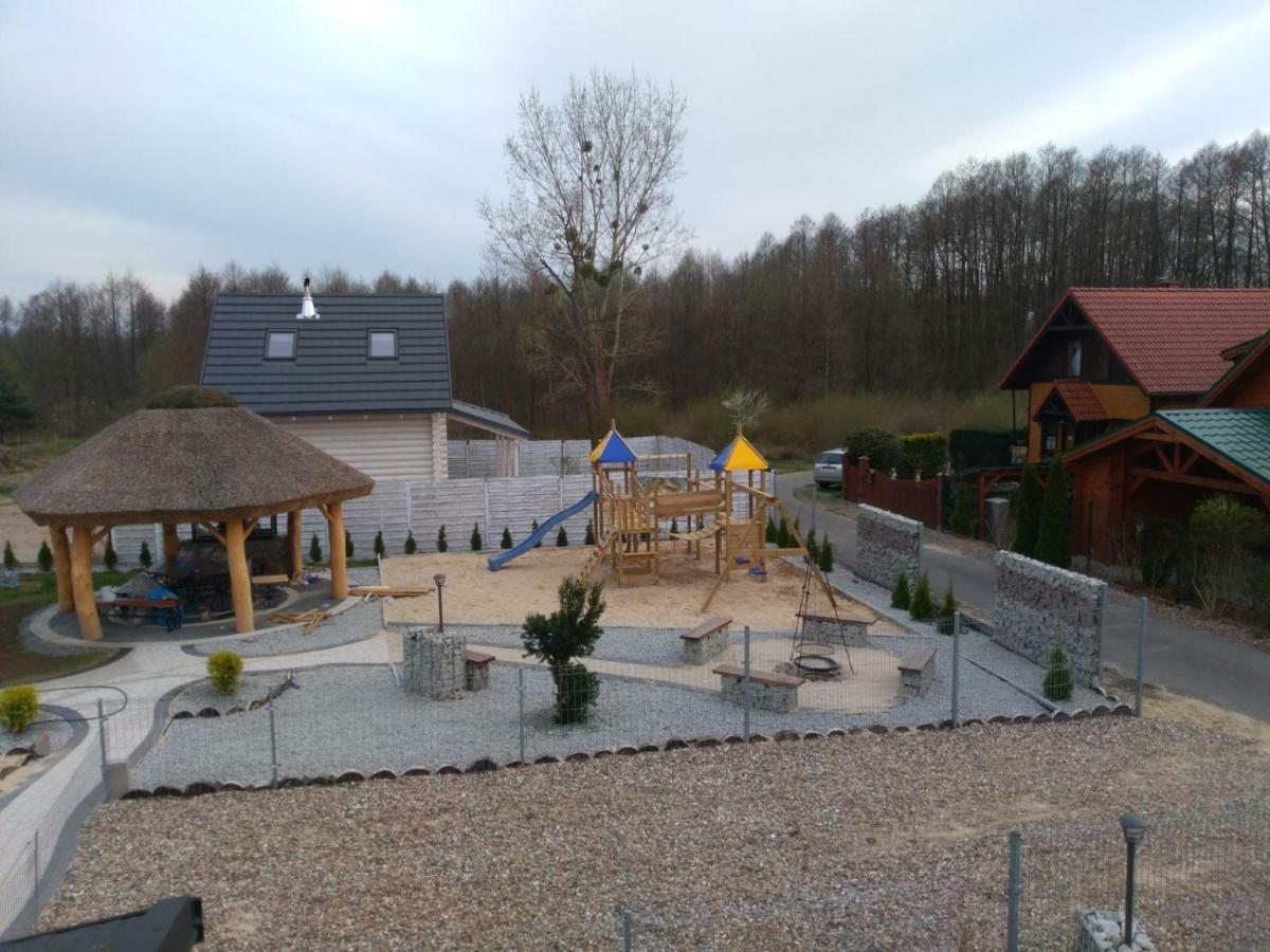 Bacowki Nad Jeziorem Goszcza Lubrza  Exteriér fotografie