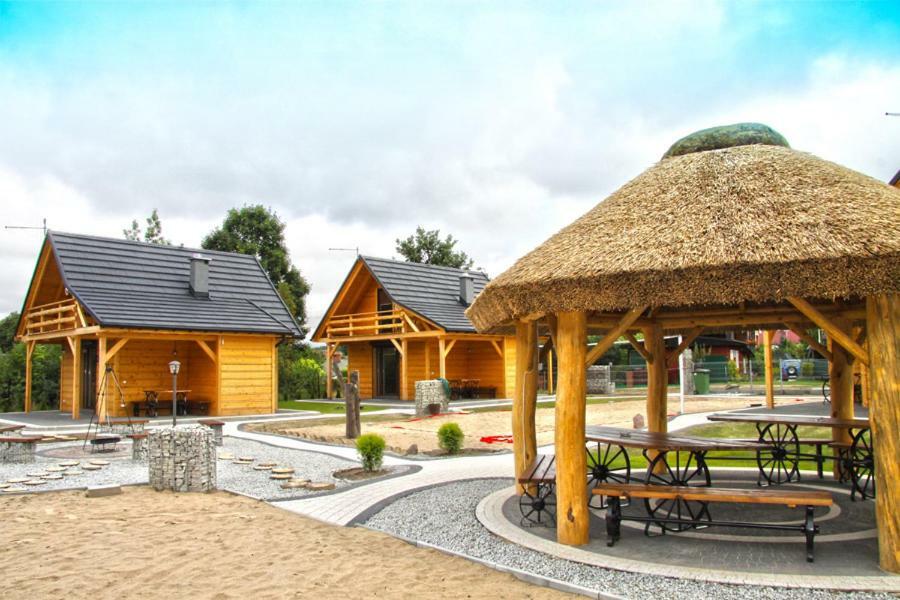 Bacowki Nad Jeziorem Goszcza Lubrza  Exteriér fotografie